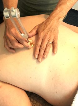 Stimmgabel Massage